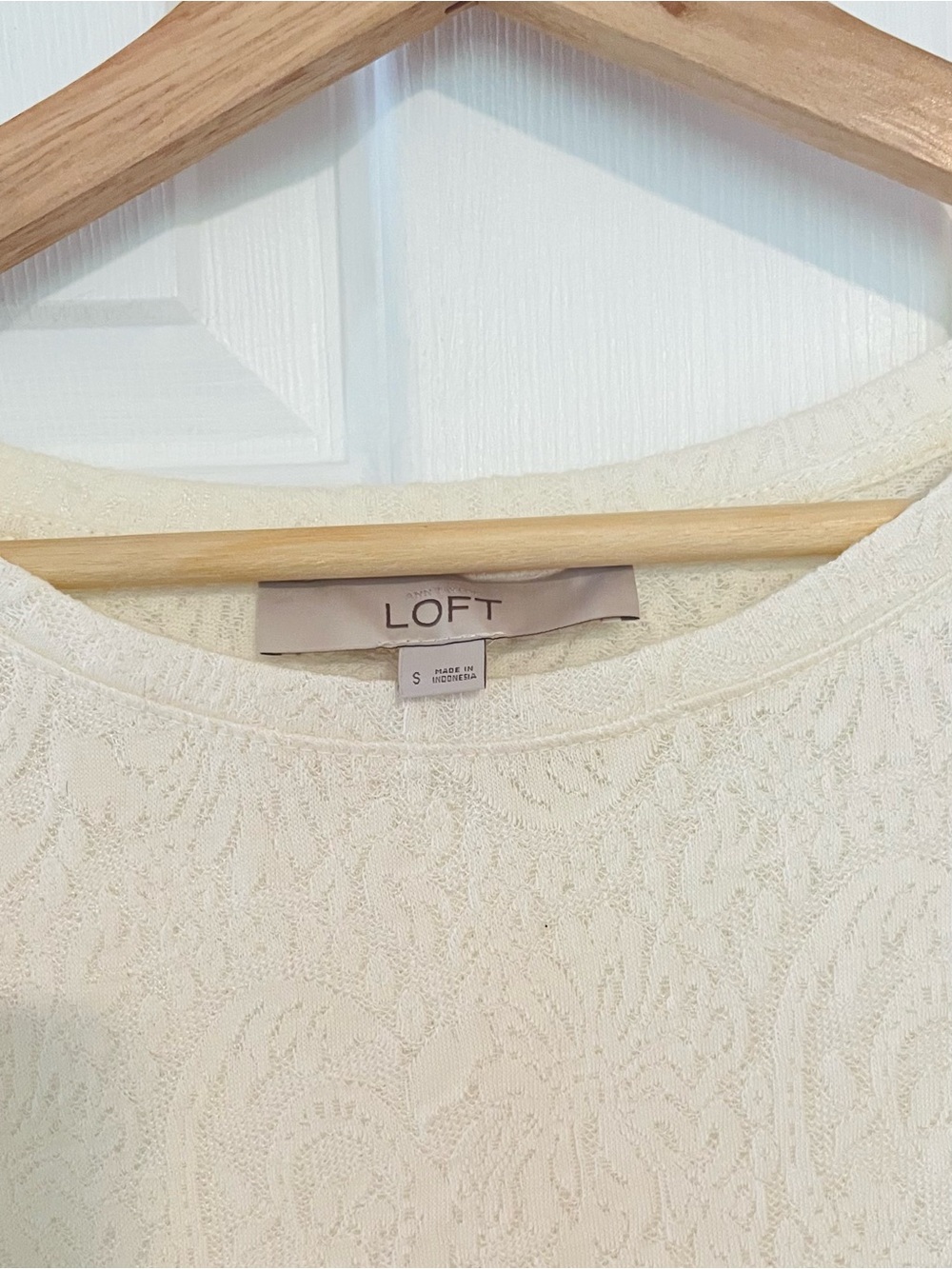 LOFT Women's 84% Cotton Cream Lace Long-Sleeve Top Size Small - Picture 4 of 6
